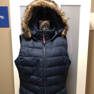 The North Face 550 Vest w Faux Fur Sz XL Navy Blue
